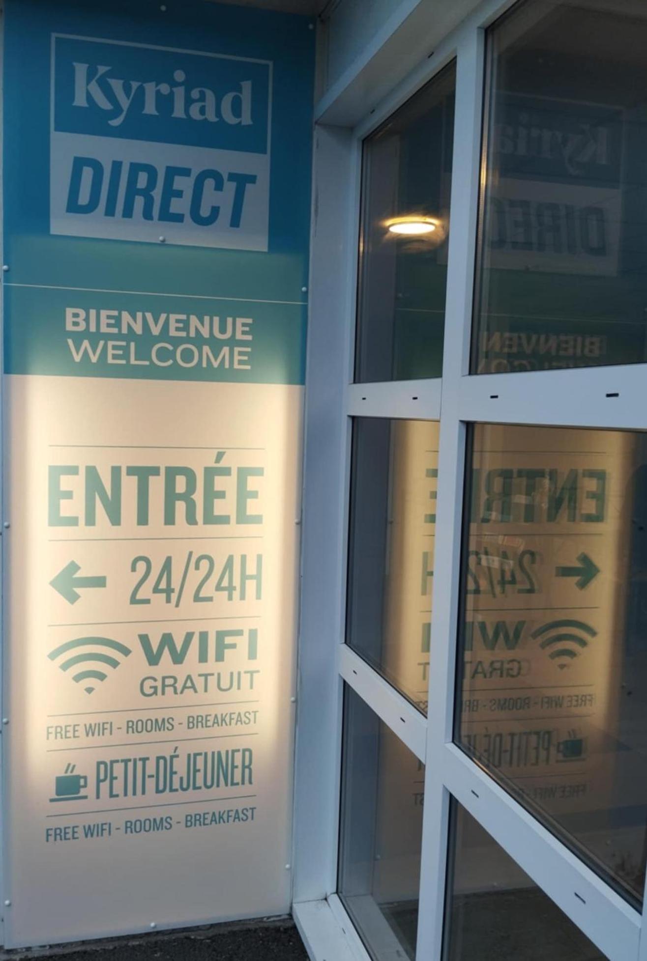 Kyriad Direct Saintes Exterior foto