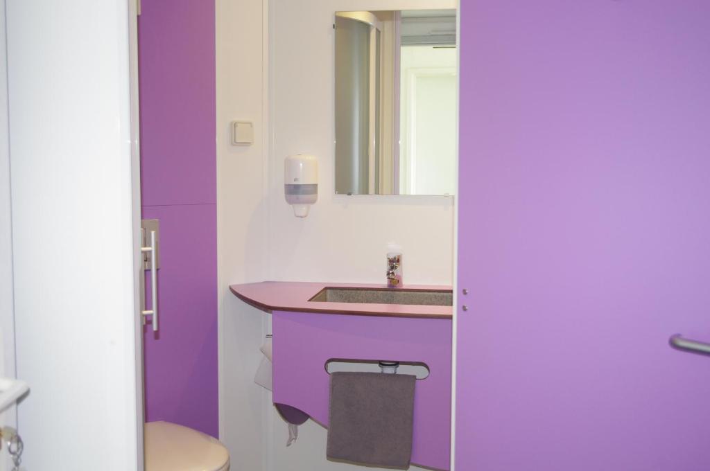 Kyriad Direct Saintes Zimmer foto